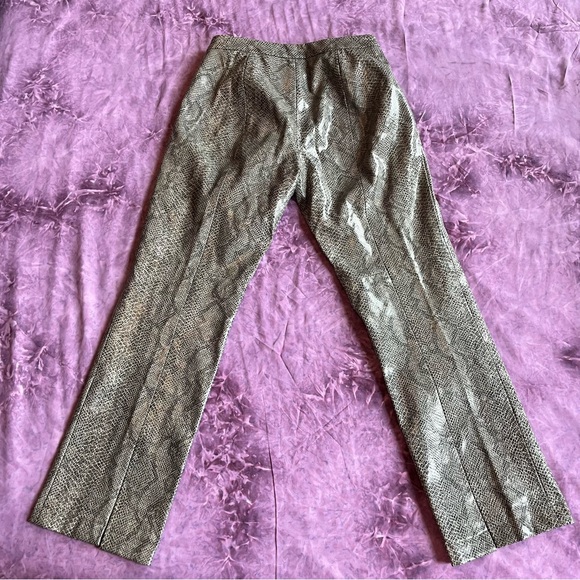 Vintage Y2K ‘BCBG Max Azria Gray Faux Python Snakeskin Hip Hugger Pants size 8 - Picture 3 of 7